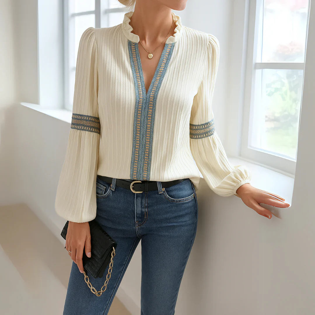 Petra™ | Blouse en Dentelle à Col en V