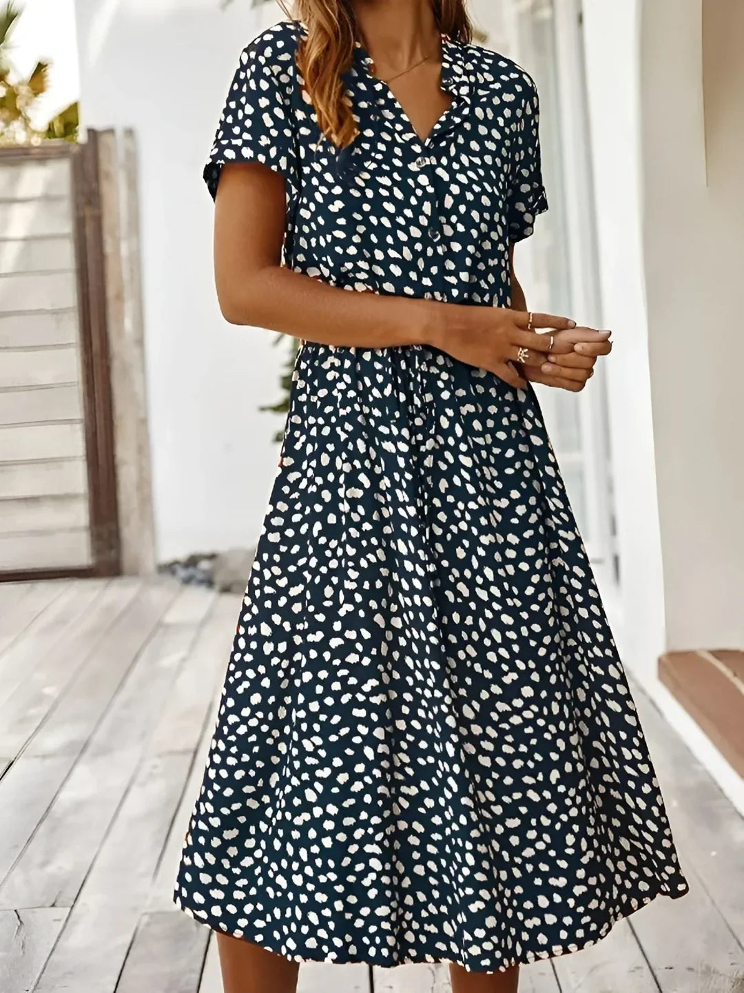 Benthe™ | Robe à col en V